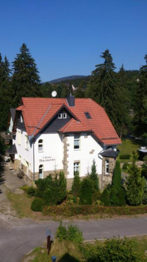  Heine Apartment  Ширке